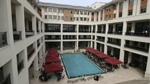 دانشگاه بیرونی — تصویر 2