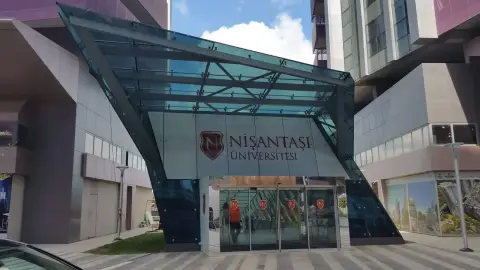 Istanbul Nisantasi University — photo 6